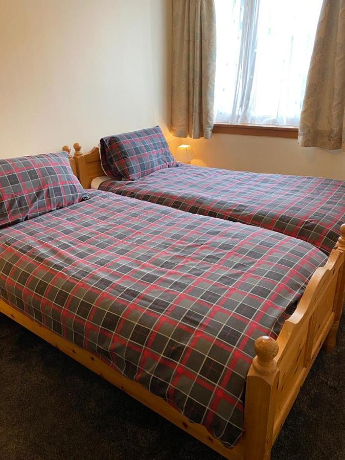 Parkmore Holiday Cottages Dufftown Ngoại thất bức ảnh