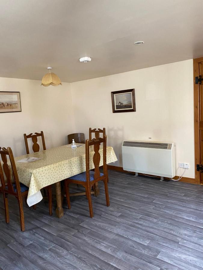 Parkmore Holiday Cottages Dufftown Ngoại thất bức ảnh