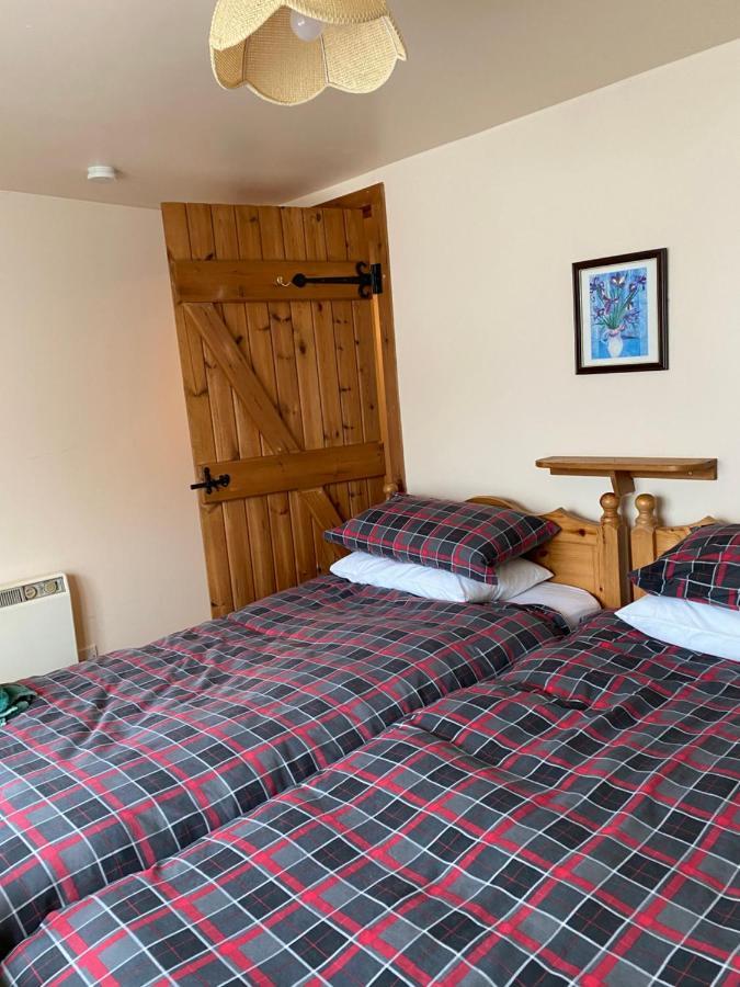 Parkmore Holiday Cottages Dufftown Ngoại thất bức ảnh